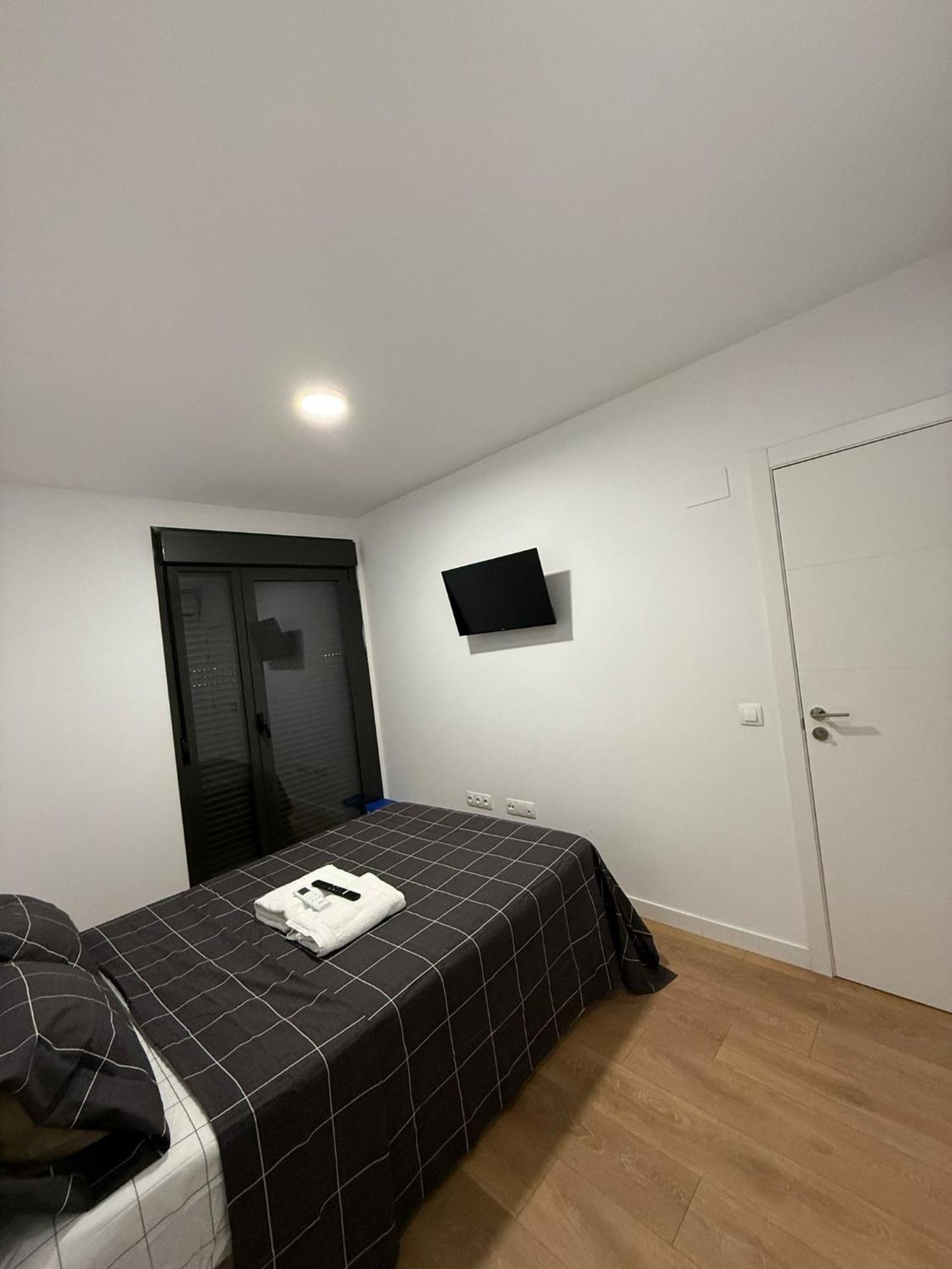 To Room Madrid Porras מראה חיצוני תמונה
