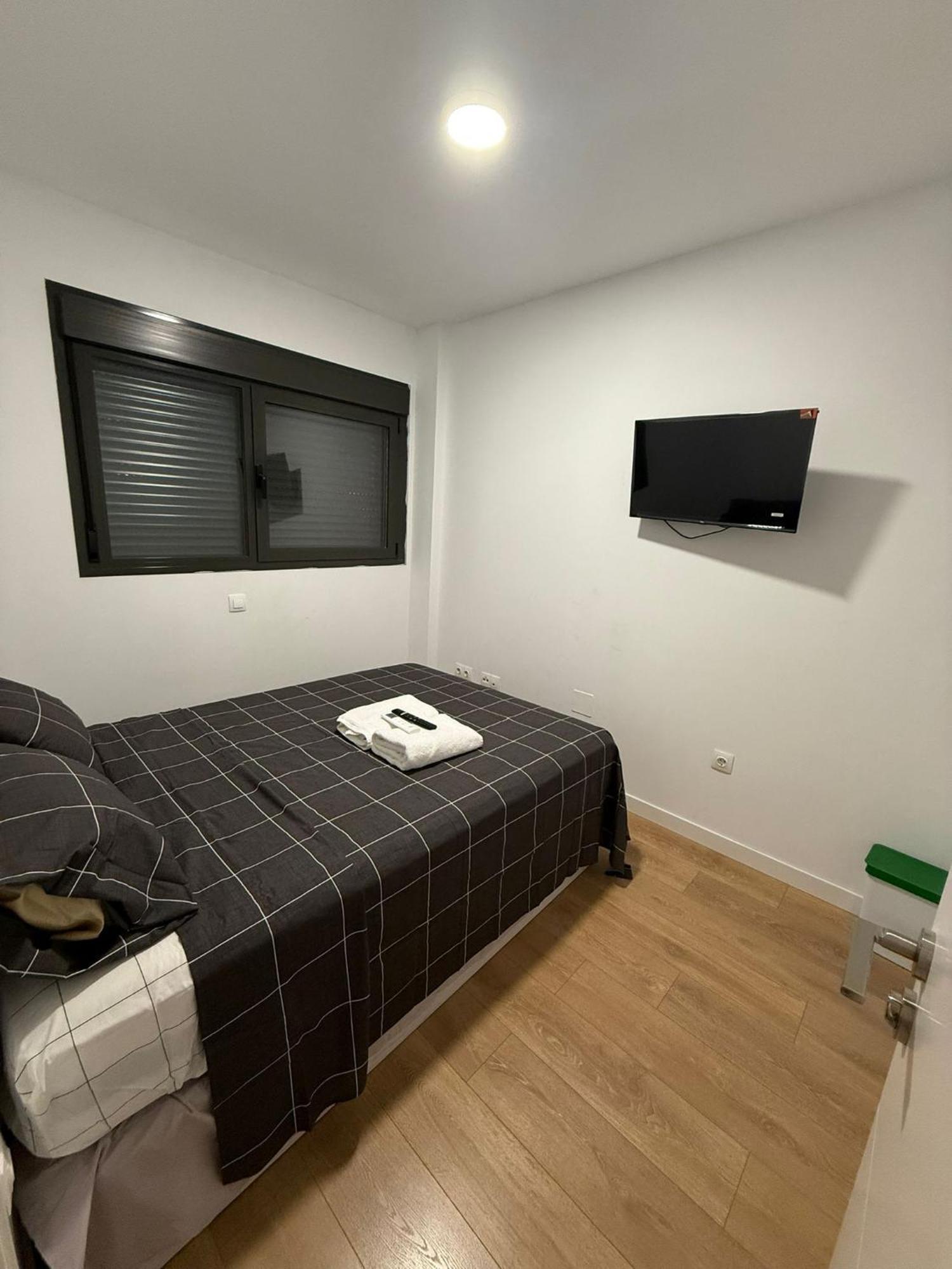 To Room Madrid Porras מראה חיצוני תמונה