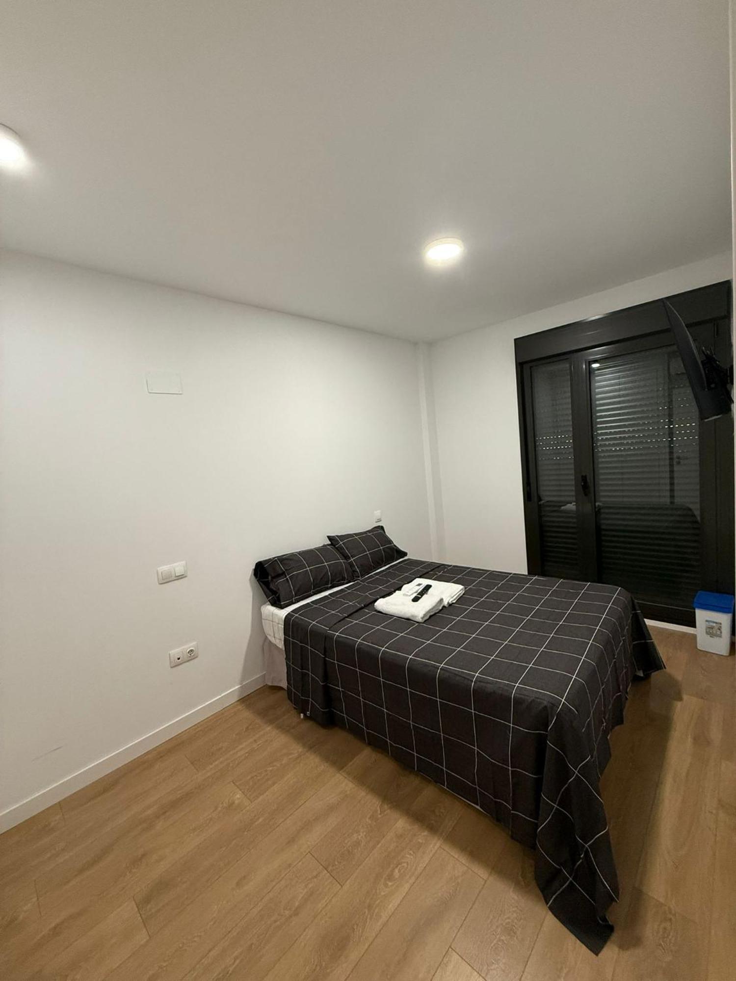To Room Madrid Porras מראה חיצוני תמונה